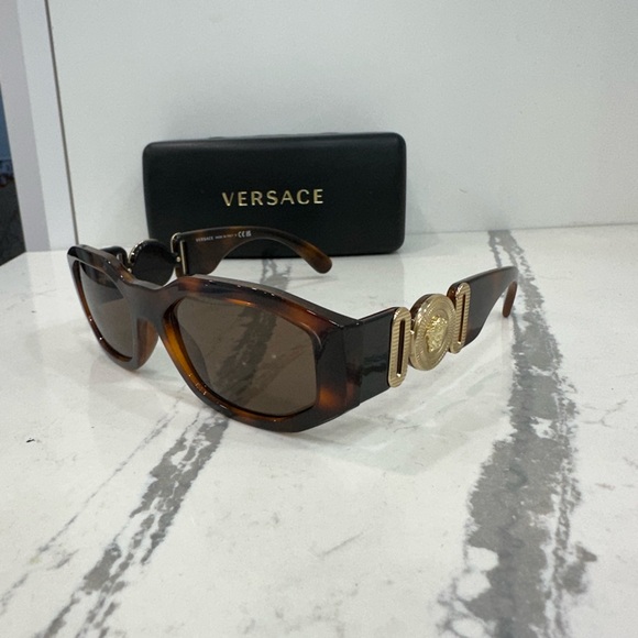 Versace sunglasses & case - Picture 3 of 13